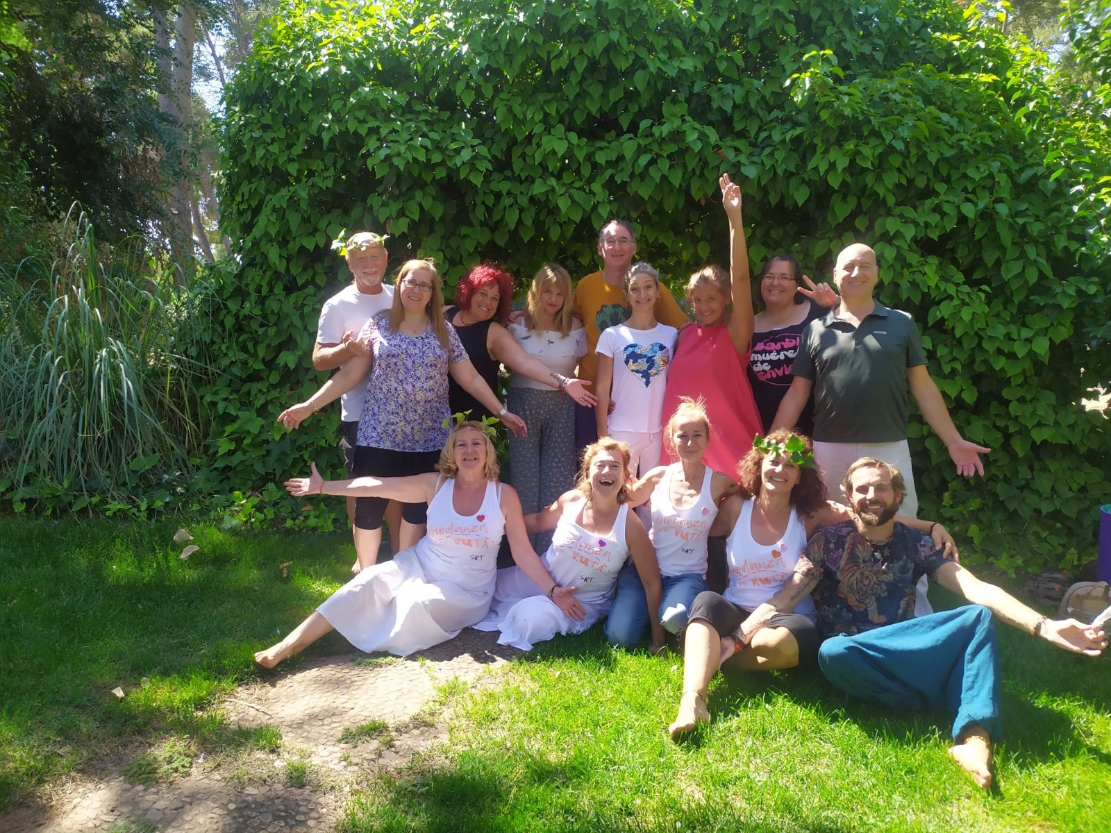 Grupo de mujeres durante una experiencia de Biodanza